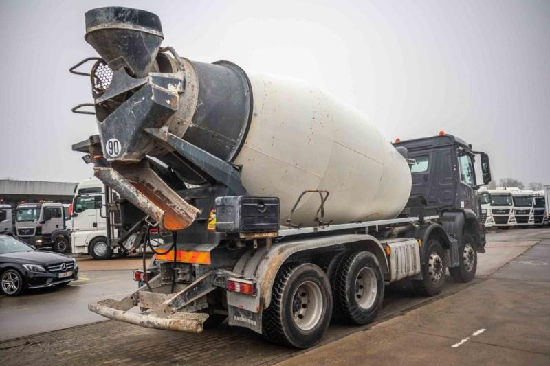 Mercedes AROCS 3236 BB+LIEBHERR 9M3 - Domiešavač: obrázok 3 Mercedes AROCS 3236 BB+LIEBHERR 9M3 - Domiešavač: obrázok 3