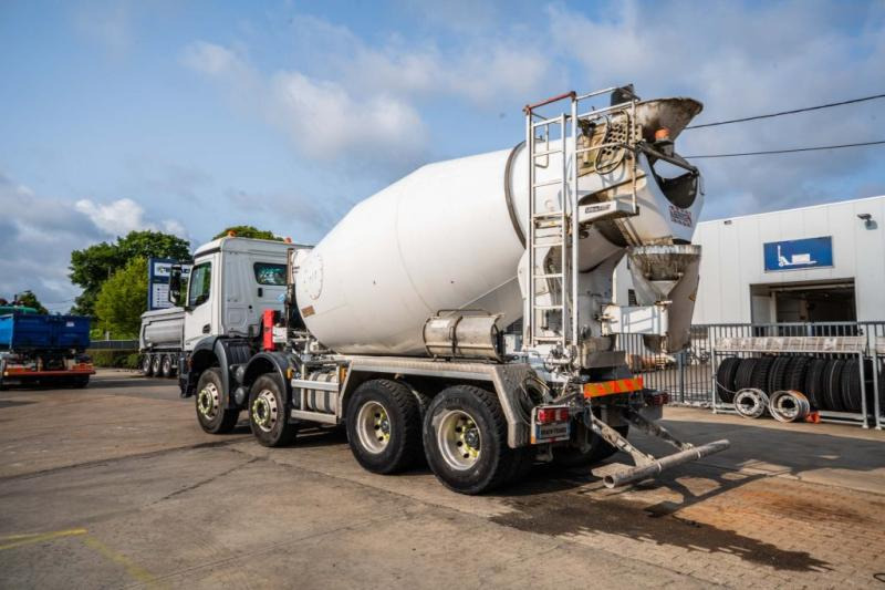 Mercedes AROCS 3240 BB+STETTER 9m3 - Domiešavač: obrázok 5 Mercedes AROCS 3240 BB+STETTER 9m3 - Domiešavač: obrázok 5