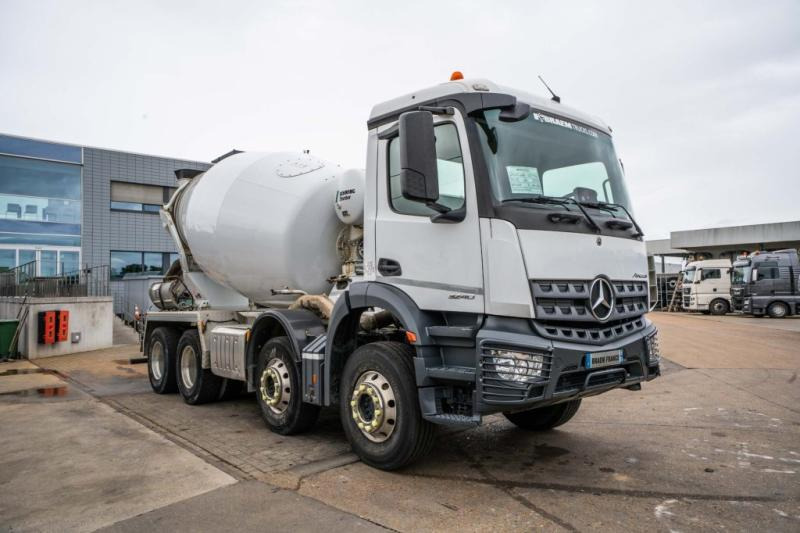 Mercedes AROCS 3240 + STETTER 9m3 - Domiešavač: obrázok 2 Mercedes AROCS 3240 + STETTER 9m3 - Domiešavač: obrázok 2