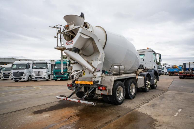 Mercedes AROCS 3240 + STETTER 9m3 - Domiešavač: obrázok 4 Mercedes AROCS 3240 + STETTER 9m3 - Domiešavač: obrázok 4