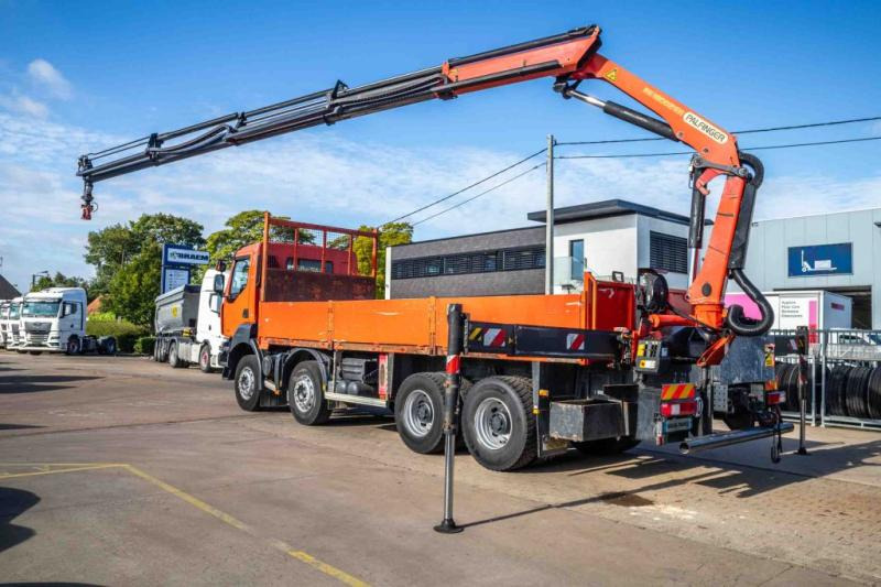 Renault KERAX 380DXI+E5+PK18TM/4EXT - Valníkový/ Plošinový nákladný automobil, Auto s hydraulickou rukou: obrázok 4 Renault KERAX 380DXI+E5+PK18TM/4EXT - Valníkový/ Plošinový nákladný automobil, Auto s hydraulickou rukou: obrázok 4