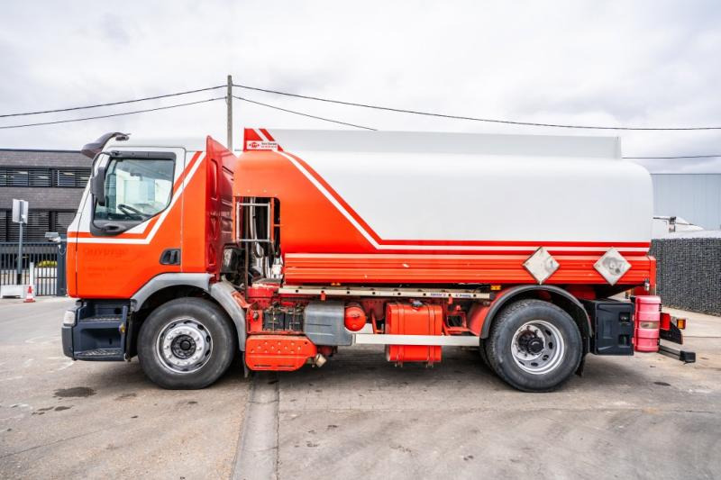 Renault PREMIUM 320 +12.000 L/4 comp. - Cisternové vozidlo: obrázok 2 Renault PREMIUM 320 +12.000 L/4 comp. - Cisternové vozidlo: obrázok 2