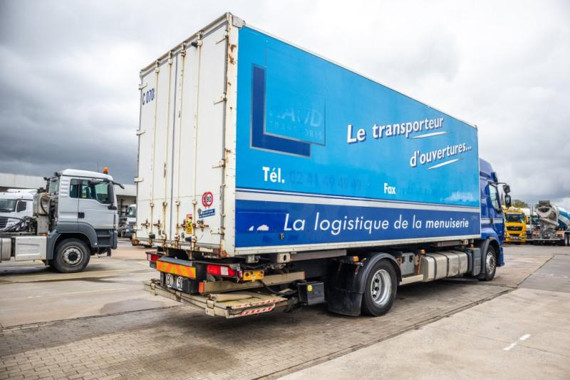 Renault PREMIUM 380DXI+INTARDER+DHOLLANDIA - Kontejnérový podvozek/ Výměnná nástavba: obrázok 4 Renault PREMIUM 380DXI+INTARDER+DHOLLANDIA - Kontejnérový podvozek/ Výměnná nástavba: obrázok 4