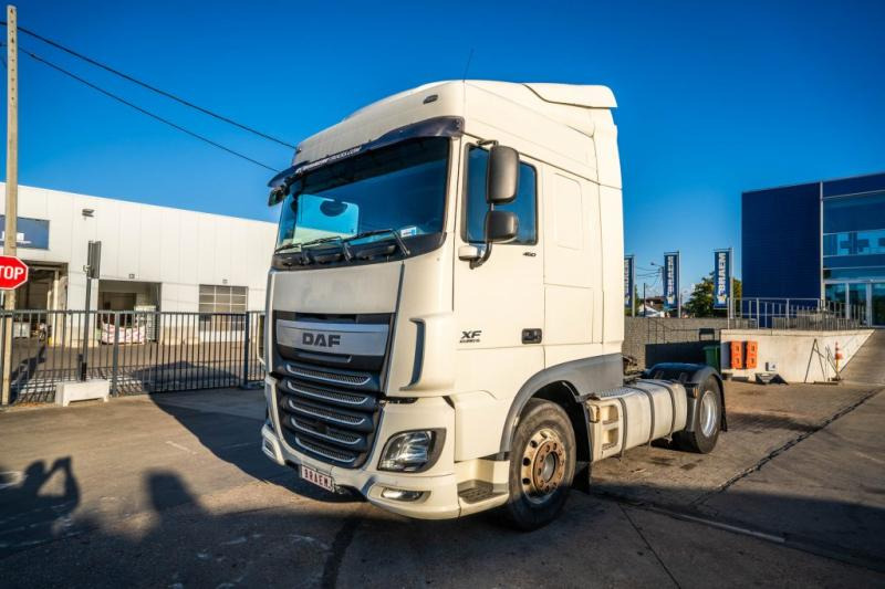 DAF XF 460 + HYDR. (50ton) - Ťahač: obrázok 1 DAF XF 460 + HYDR. (50ton) - Ťahač: obrázok 1