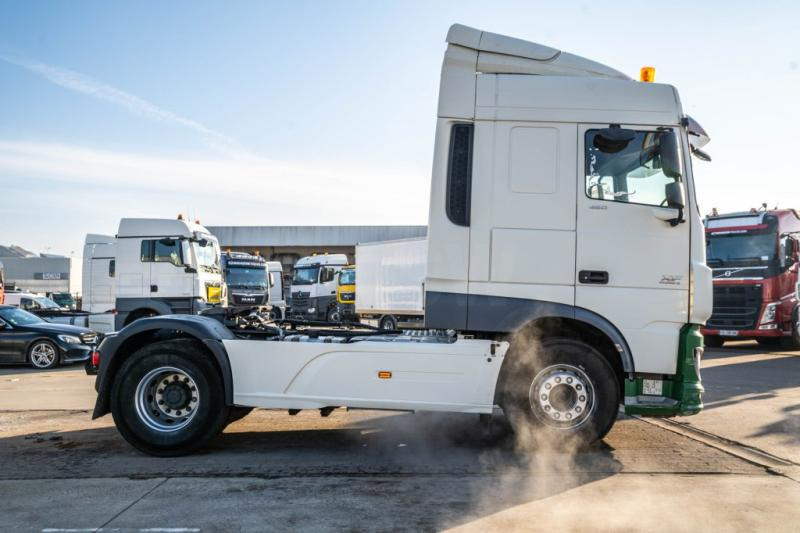 DAF XF 460 + HYDRAULIQUE (50Ton) - Ťahač: obrázok 3 DAF XF 460 + HYDRAULIQUE (50Ton) - Ťahač: obrázok 3