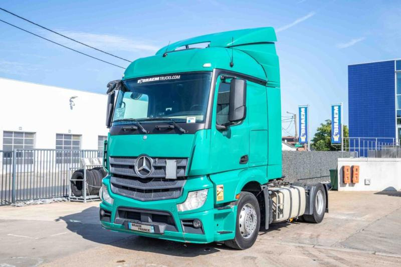 Mercedes ACTROS 1845 LS - Ťahač: obrázok 1 Mercedes ACTROS 1845 LS - Ťahač: obrázok 1