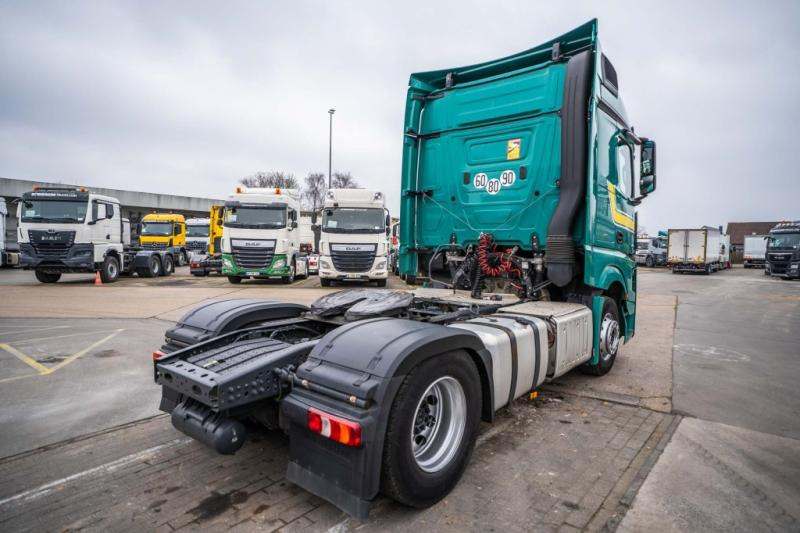 Mercedes ACTROS 1845 LS - Ťahač: obrázok 4 Mercedes ACTROS 1845 LS - Ťahač: obrázok 4