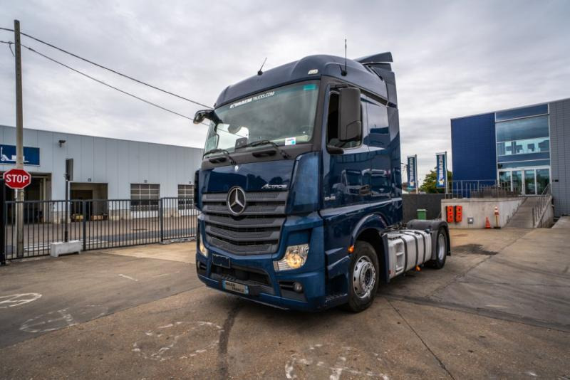 Mercedes ACTROS 1846 LS - Ťahač: obrázok 1 Mercedes ACTROS 1846 LS - Ťahač: obrázok 1