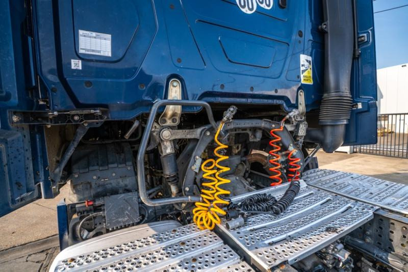 Ťahač Mercedes ACTROS 1846 LS: obrázok 7