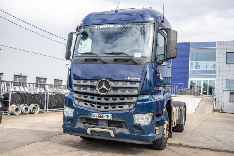 Mercedes AROCS(NO ACTROS) 1843 LS+HYDR - Ťahač: obrázok 5 Mercedes AROCS(NO ACTROS) 1843 LS+HYDR - Ťahač: obrázok 5