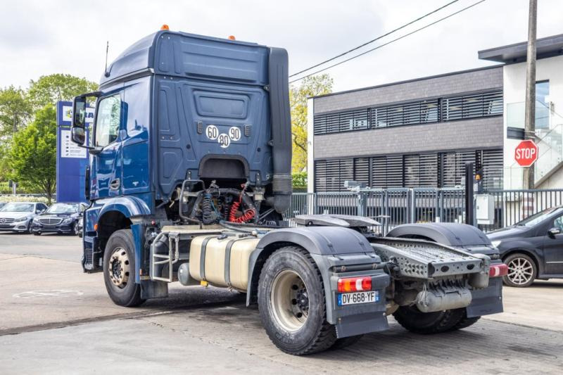 Mercedes AROCS(NO ACTROS) 1843 LS+HYDR - Ťahač: obrázok 4 Mercedes AROCS(NO ACTROS) 1843 LS+HYDR - Ťahač: obrázok 4