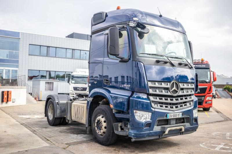 Mercedes AROCS(NO ACTROS) 1843 LS+HYDR - Ťahač: obrázok 2 Mercedes AROCS(NO ACTROS) 1843 LS+HYDR - Ťahač: obrázok 2