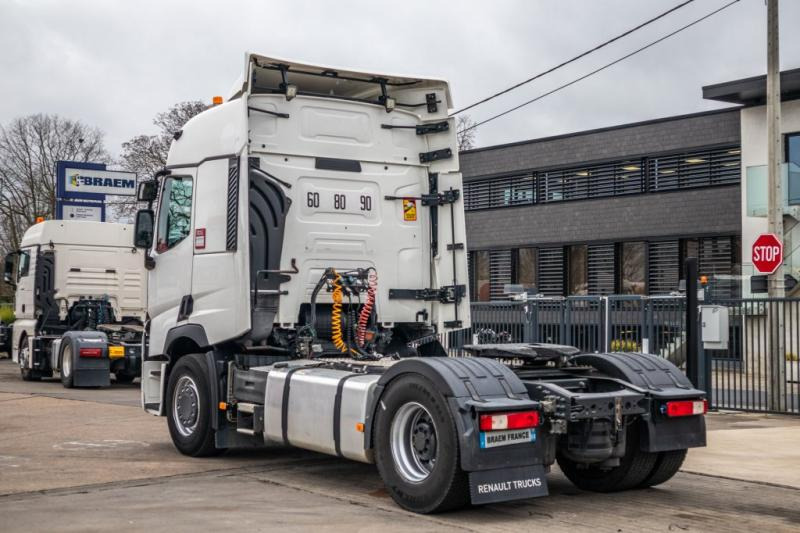 Renault T520+INTARDER+BIG AXLE+ 70Ton - Ťahač: obrázok 4 Renault T520+INTARDER+BIG AXLE+ 70Ton - Ťahač: obrázok 4