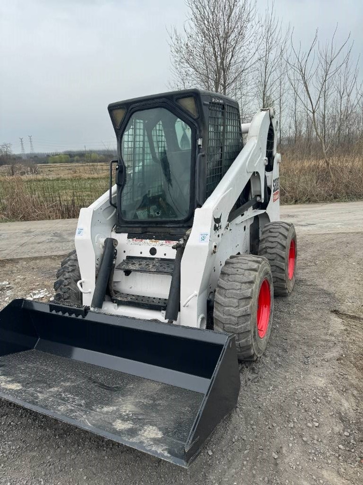 Bobcat S 300 - Šmykom riadený nakladač: obrázok 3 Bobcat S 300 - Šmykom riadený nakladač: obrázok 3
