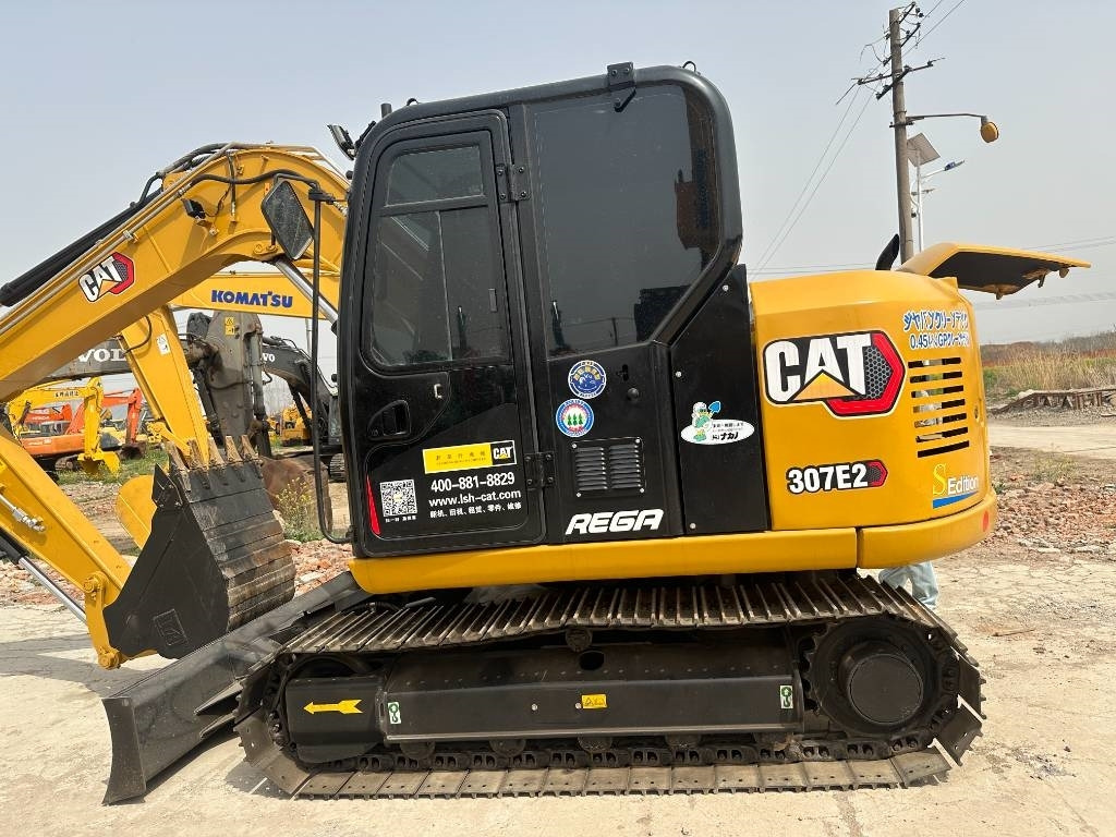 CAT 307E2 - Mini rýpadlo: obrázok 2 CAT 307E2 - Mini rýpadlo: obrázok 2