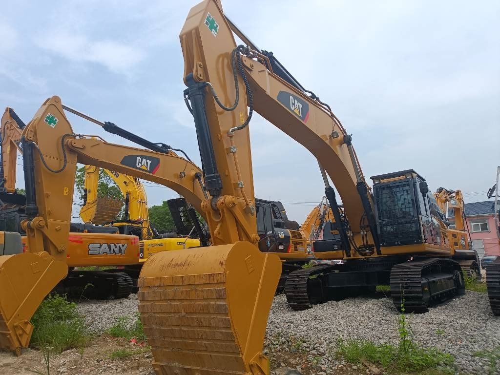 CAT 330 D - Pásové rýpadlo: obrázok 2 CAT 330 D - Pásové rýpadlo: obrázok 2