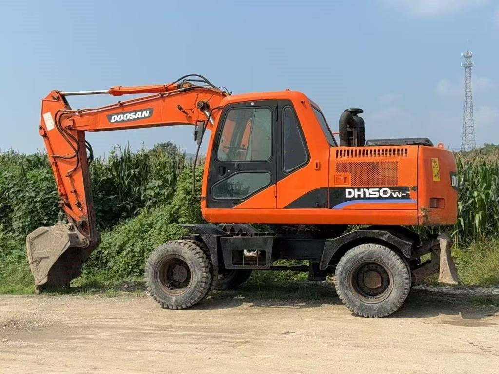 Doosan DH 150 W-7 - Pásové rýpadlo: obrázok 5 Doosan DH 150 W-7 - Pásové rýpadlo: obrázok 5