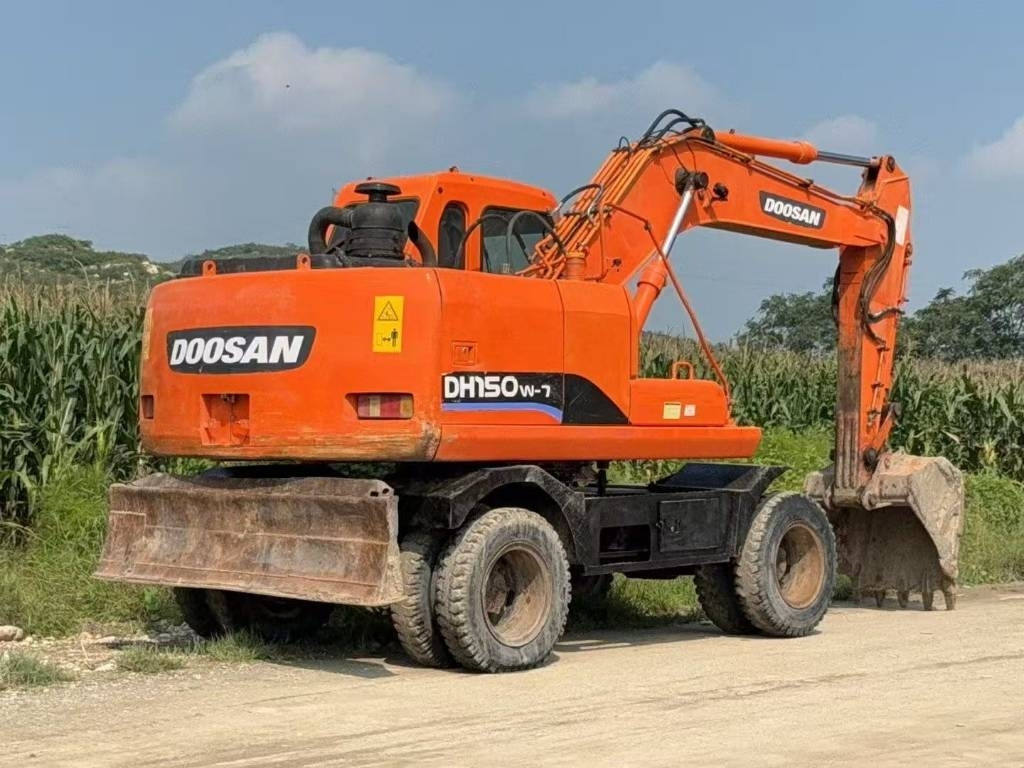 Doosan DH 150 W-7 - Pásové rýpadlo: obrázok 3 Doosan DH 150 W-7 - Pásové rýpadlo: obrázok 3