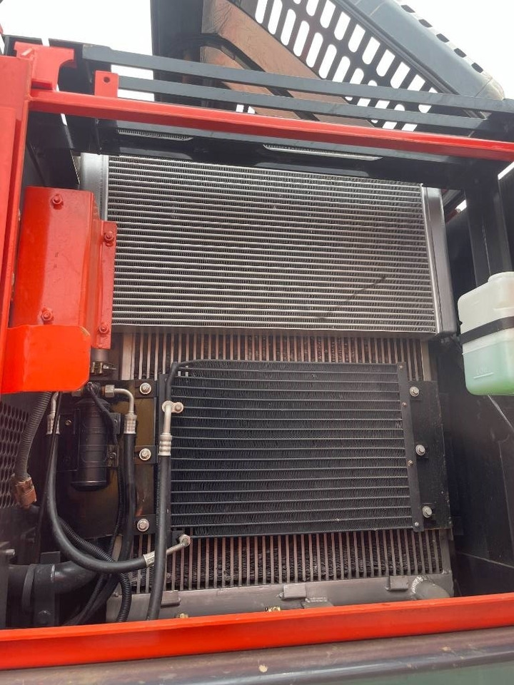 Doosan DX 225 LC - Pásové rýpadlo: obrázok 3 Doosan DX 225 LC - Pásové rýpadlo: obrázok 3