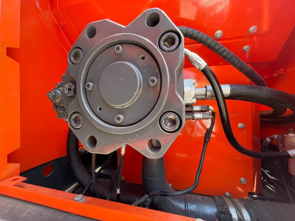 Doosan DX 300 - Pásové rýpadlo: obrázok 5 Doosan DX 300 - Pásové rýpadlo: obrázok 5