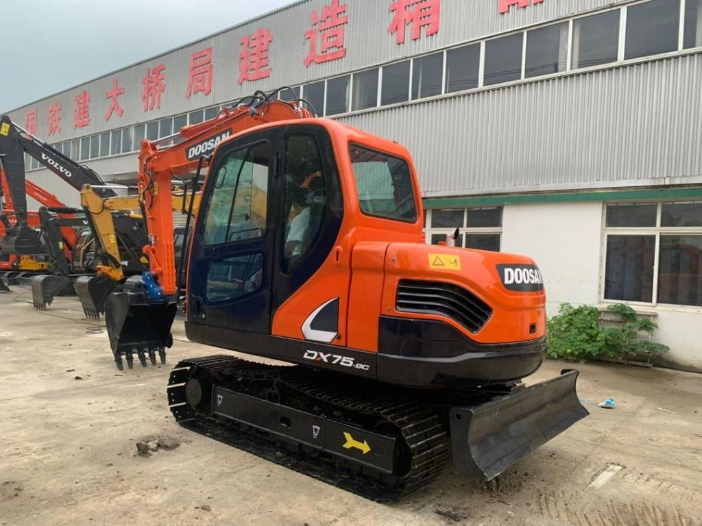 Doosan DX 75-9 C - Mini rýpadlo: obrázok 3 Doosan DX 75-9 C - Mini rýpadlo: obrázok 3