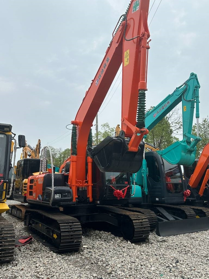 Hitachi ZX 120 - Pásové rýpadlo: obrázok 4 Hitachi ZX 120 - Pásové rýpadlo: obrázok 4