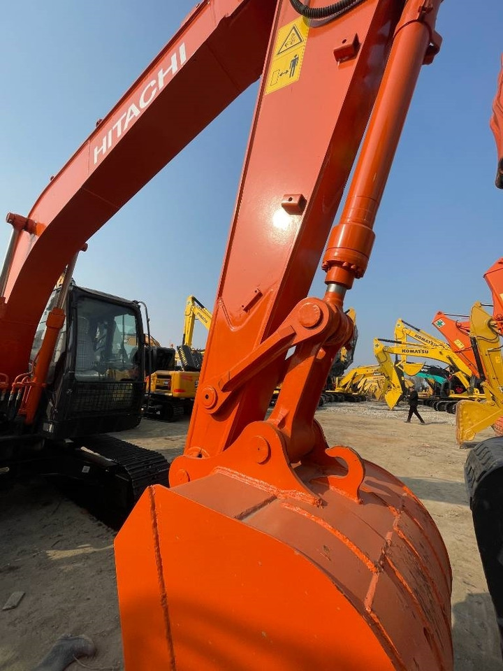 Hitachi ZX 130 - Pásové rýpadlo: obrázok 5 Hitachi ZX 130 - Pásové rýpadlo: obrázok 5