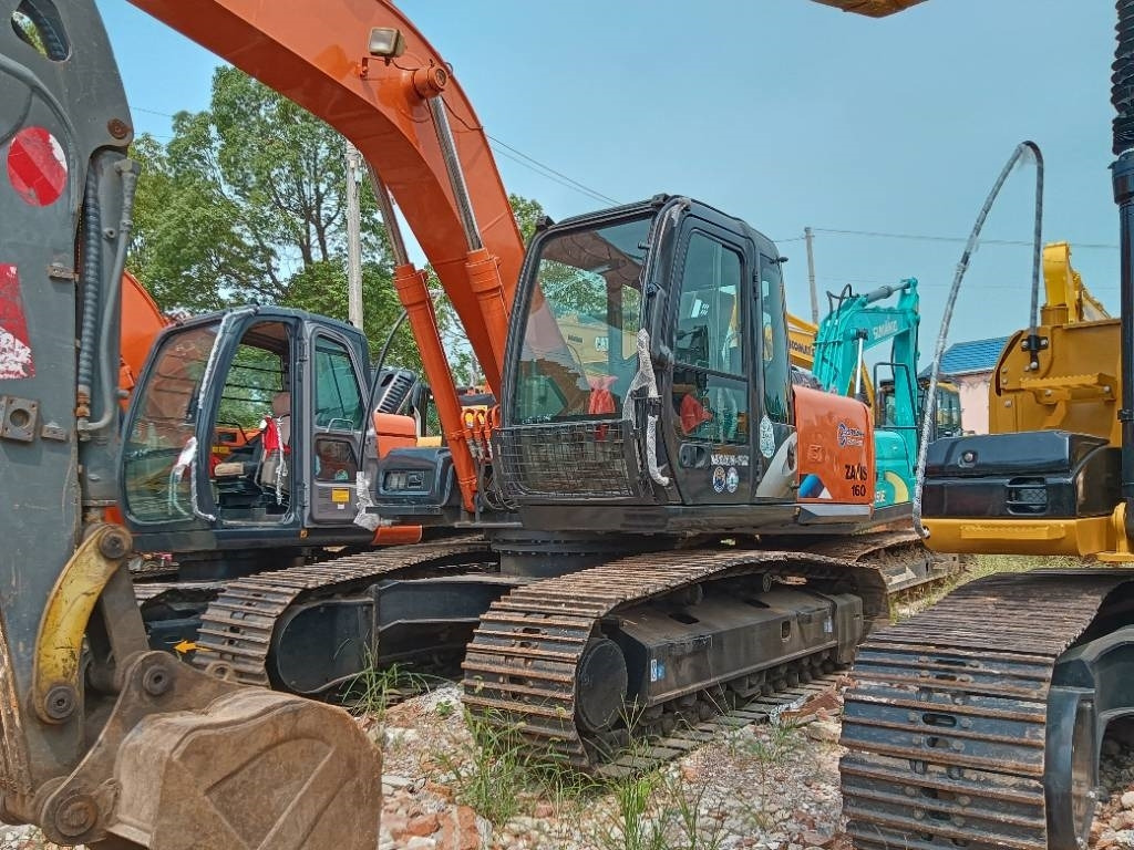 Hitachi ZX 160 - Pásové rýpadlo: obrázok 3 Hitachi ZX 160 - Pásové rýpadlo: obrázok 3
