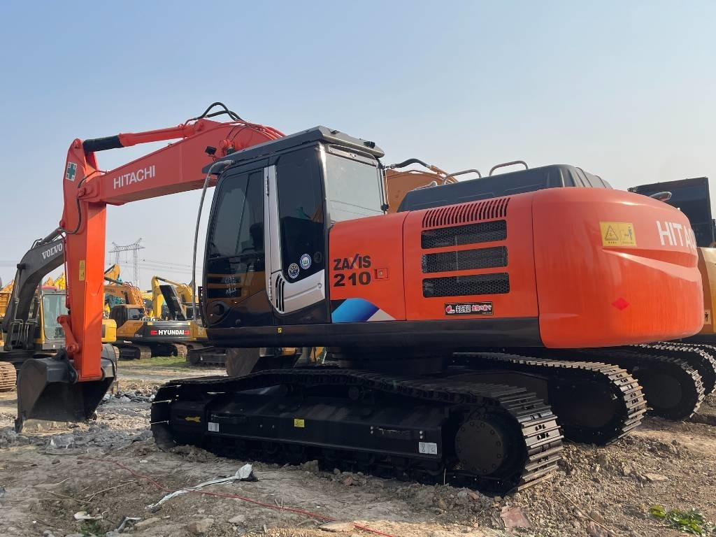 Hitachi ZX 210 - Pásové rýpadlo: obrázok 1 Hitachi ZX 210 - Pásové rýpadlo: obrázok 1