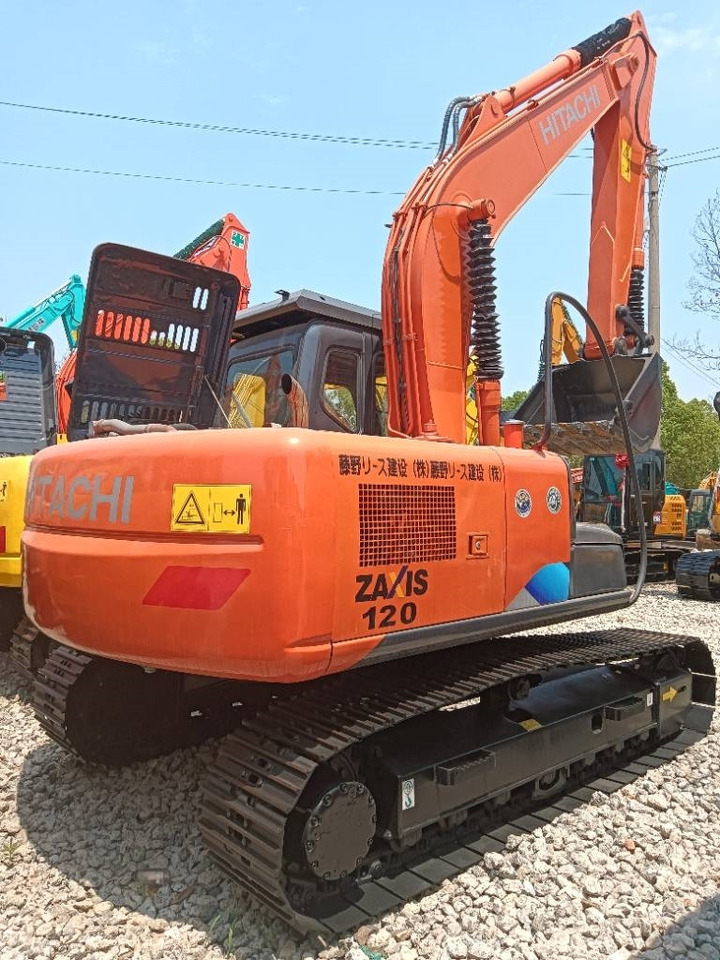 Hitachi ZX 240 - Pásové rýpadlo: obrázok 4 Hitachi ZX 240 - Pásové rýpadlo: obrázok 4