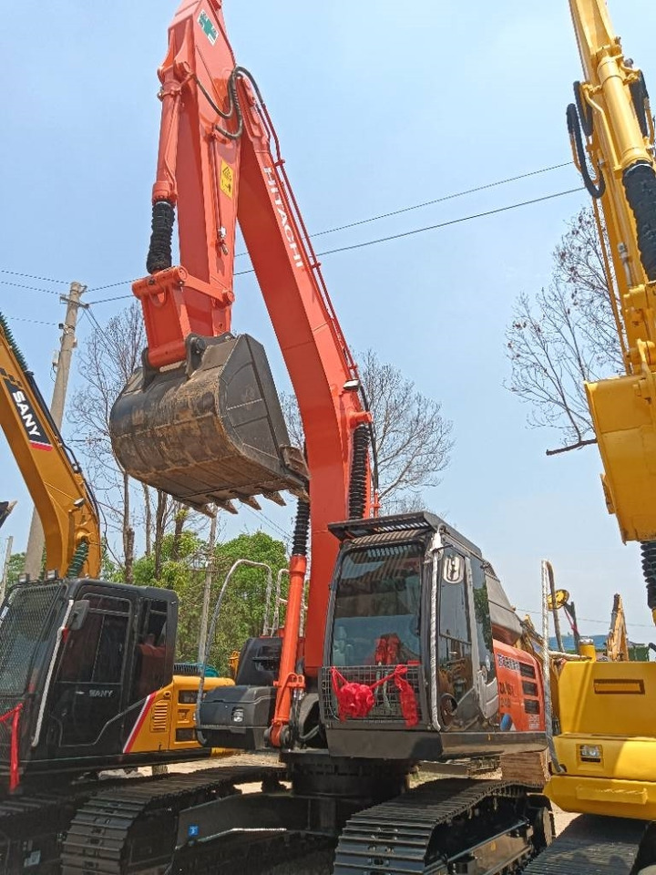 Hitachi ZX 240 - Pásové rýpadlo: obrázok 1 Hitachi ZX 240 - Pásové rýpadlo: obrázok 1