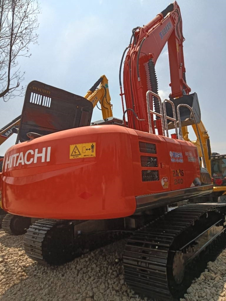 Hitachi ZX 240 - Pásové rýpadlo: obrázok 3 Hitachi ZX 240 - Pásové rýpadlo: obrázok 3