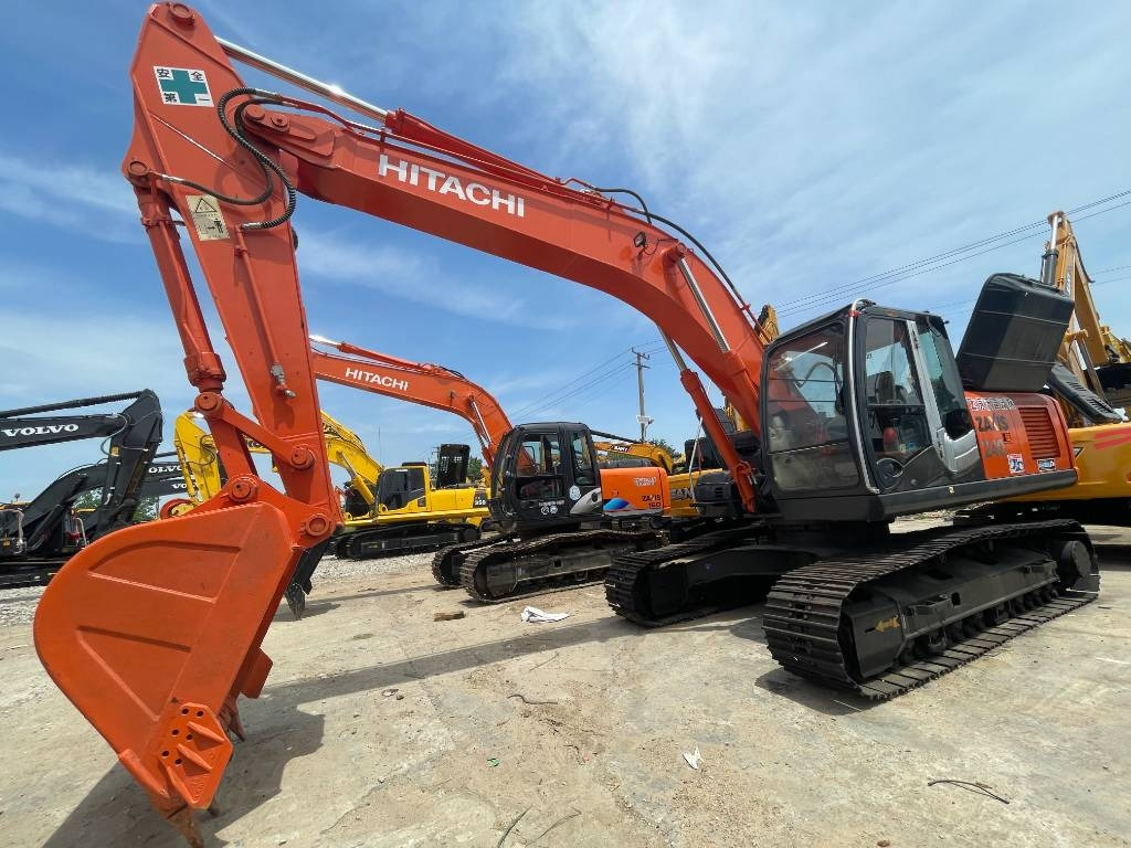 Hitachi ZX 240 - Pásové rýpadlo: obrázok 1 Hitachi ZX 240 - Pásové rýpadlo: obrázok 1