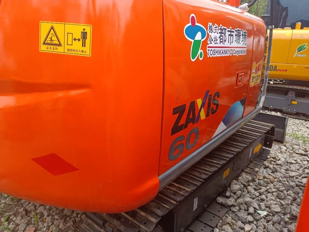 Hitachi ZX 60 - Pásové rýpadlo: obrázok 5 Hitachi ZX 60 - Pásové rýpadlo: obrázok 5