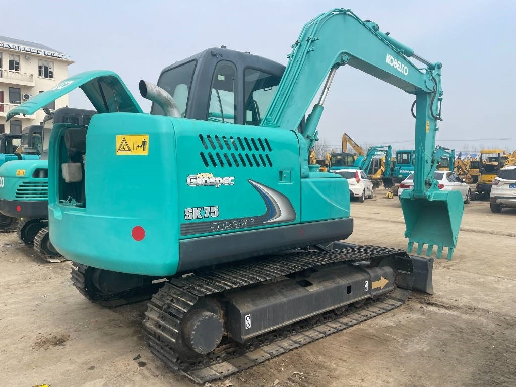 Kobelco SK 75 - Mini rýpadlo: obrázok 2 Kobelco SK 75 - Mini rýpadlo: obrázok 2
