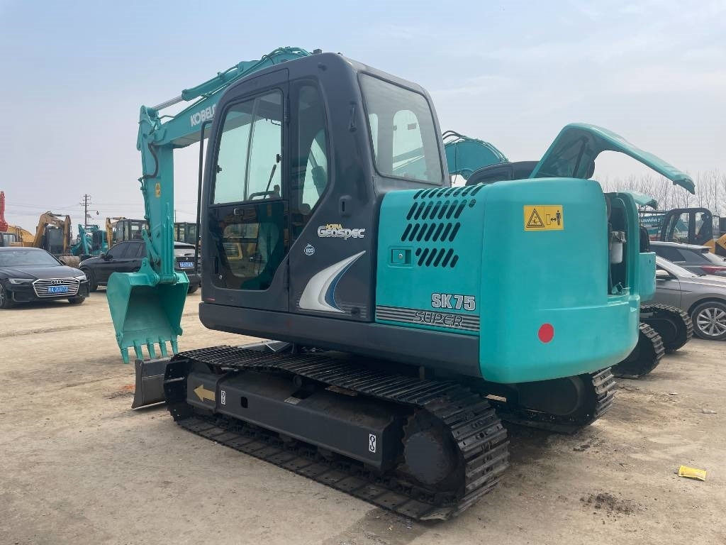 Kobelco SK 75 - Pásové rýpadlo: obrázok 1 Kobelco SK 75 - Pásové rýpadlo: obrázok 1