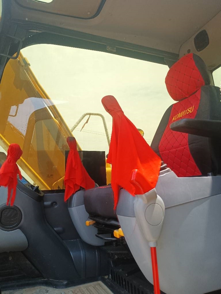 Komatsu PC 120 - Pásové rýpadlo: obrázok 5 Komatsu PC 120 - Pásové rýpadlo: obrázok 5