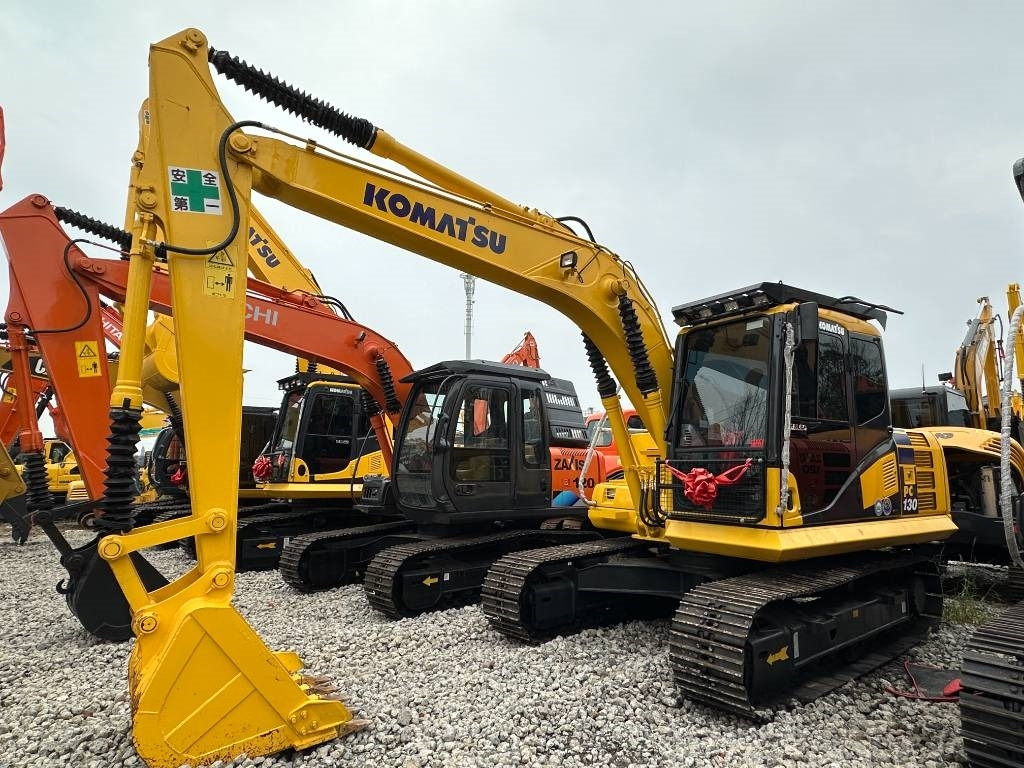 Komatsu PC 130  - Pásové rýpadlo: obrázok 4 Komatsu PC 130  - Pásové rýpadlo: obrázok 4