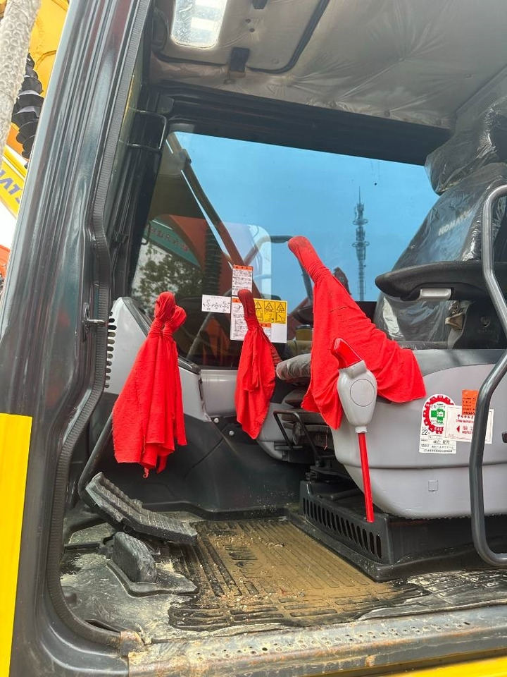 Komatsu PC 130  - Pásové rýpadlo: obrázok 2 Komatsu PC 130  - Pásové rýpadlo: obrázok 2