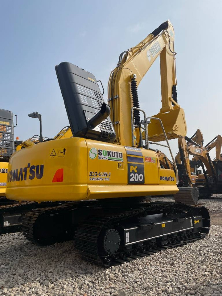 Komatsu PC 200-8 - Pásové rýpadlo: obrázok 1 Komatsu PC 200-8 - Pásové rýpadlo: obrázok 1