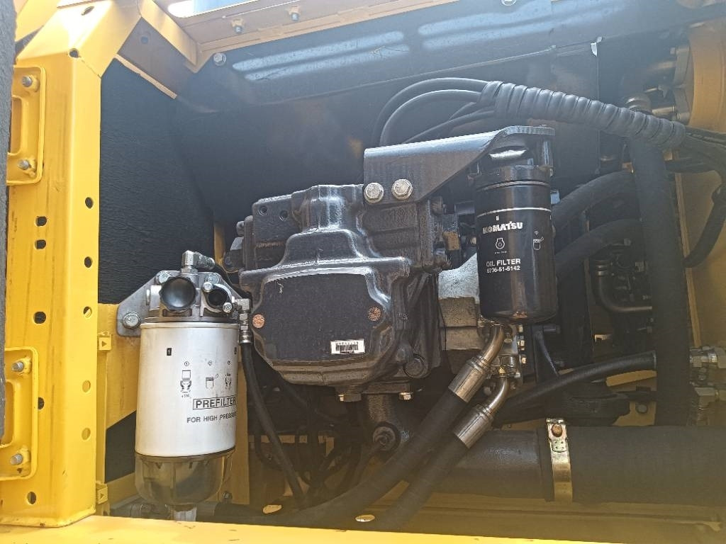 Komatsu PC 240 - Pásové rýpadlo: obrázok 2 Komatsu PC 240 - Pásové rýpadlo: obrázok 2