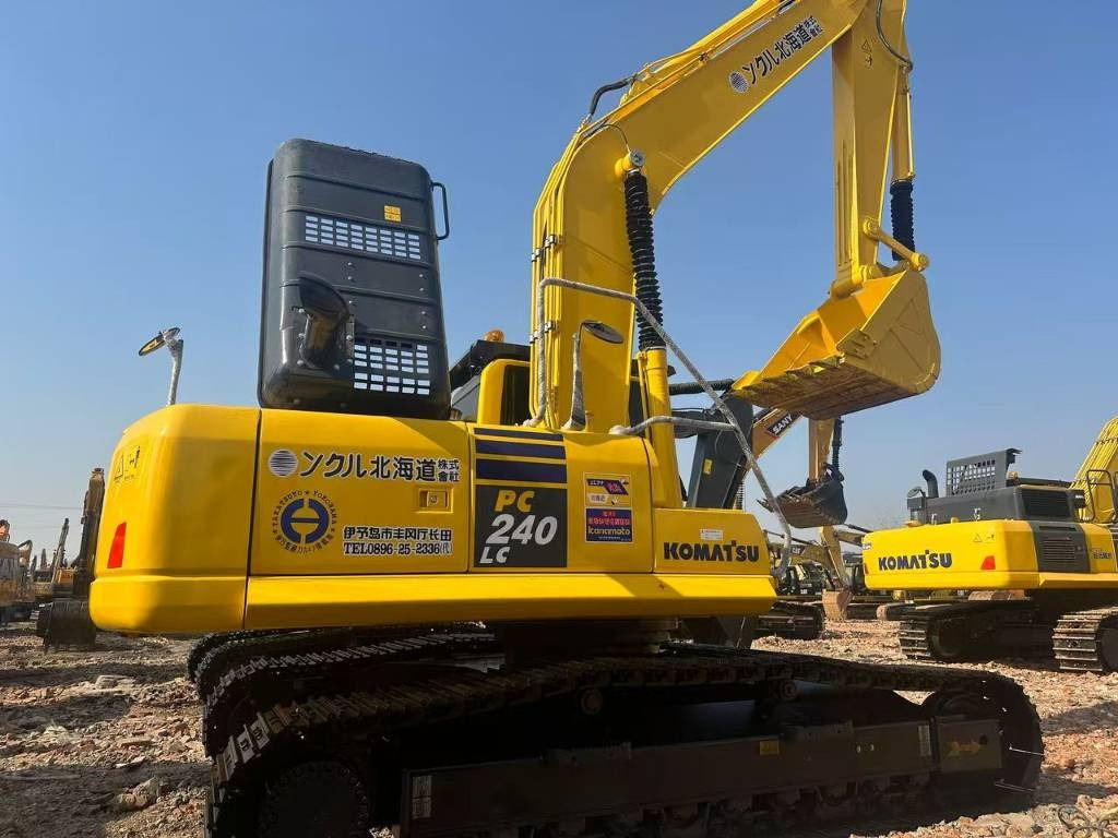 Komatsu PC 240 - Pásové rýpadlo: obrázok 1 Komatsu PC 240 - Pásové rýpadlo: obrázok 1