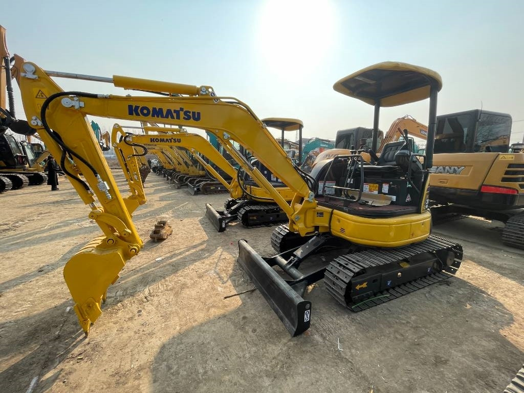 Komatsu PC 30 - Pásové rýpadlo: obrázok 3 Komatsu PC 30 - Pásové rýpadlo: obrázok 3