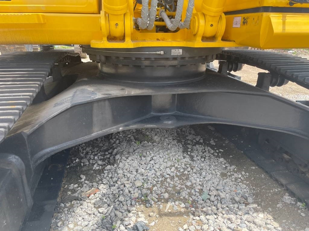 Komatsu PC 350 - Pásové rýpadlo: obrázok 5 Komatsu PC 350 - Pásové rýpadlo: obrázok 5