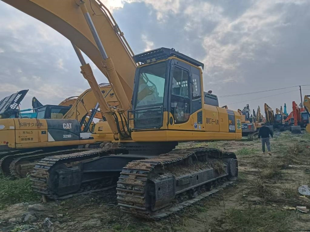 Komatsu PC 400-8 R - Pásové rýpadlo: obrázok 3 Komatsu PC 400-8 R - Pásové rýpadlo: obrázok 3