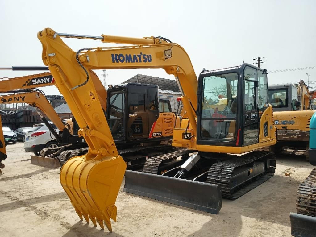 Komatsu PC 60 - Pásové rýpadlo: obrázok 2 Komatsu PC 60 - Pásové rýpadlo: obrázok 2