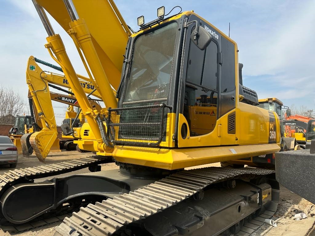 Komatsu pc360 - Pásové rýpadlo: obrázok 2 Komatsu pc360 - Pásové rýpadlo: obrázok 2