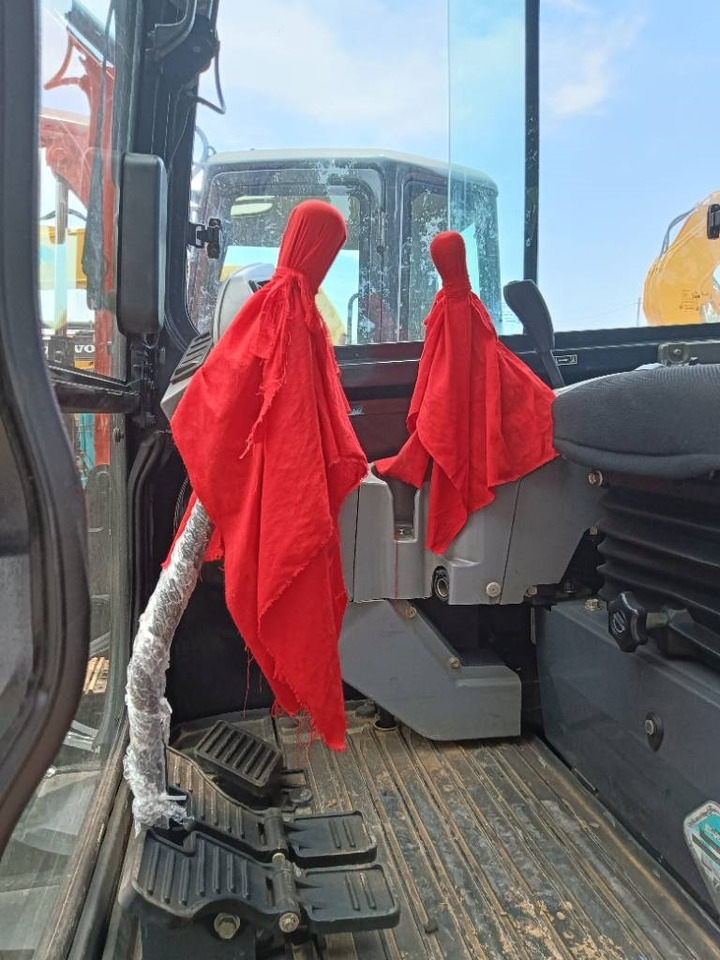 Kubota KX 165 - Mini rýpadlo: obrázok 5 Kubota KX 165 - Mini rýpadlo: obrázok 5