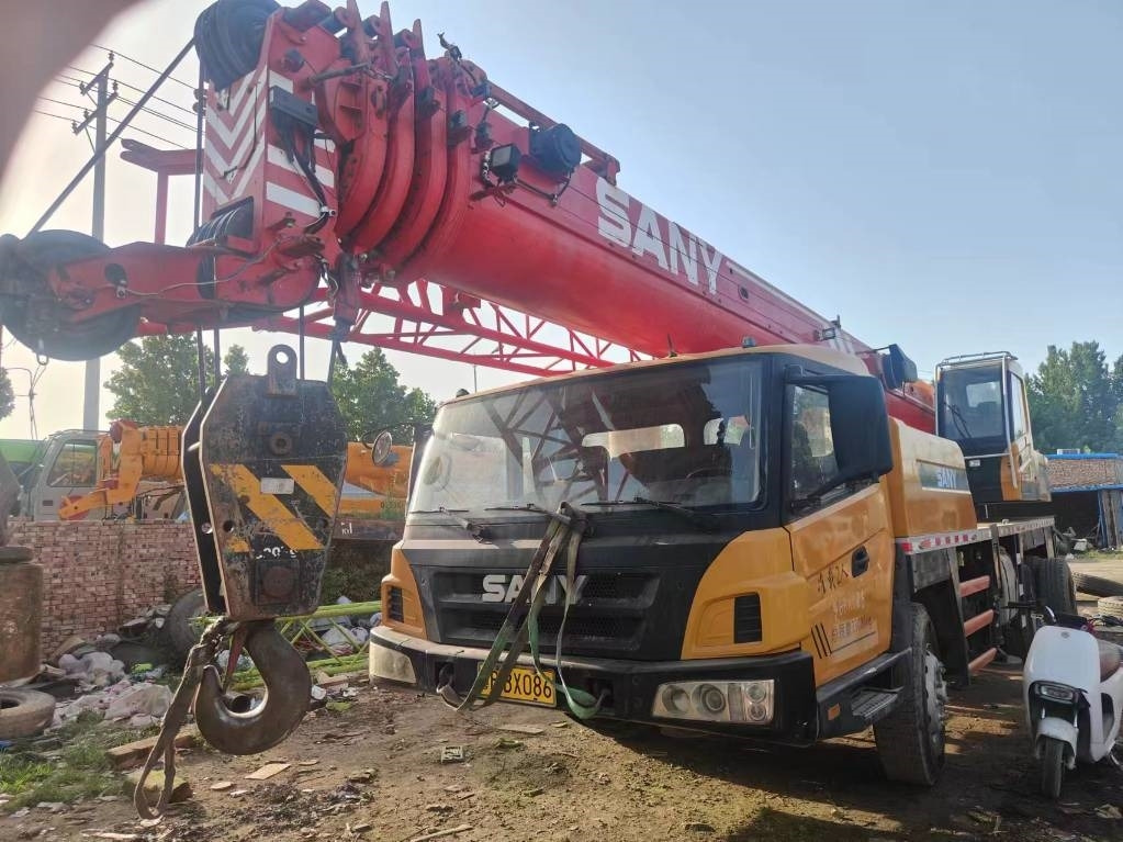 Sany STC 250 H - Žeriav pre všetky terény: obrázok 4 Sany STC 250 H - Žeriav pre všetky terény: obrázok 4