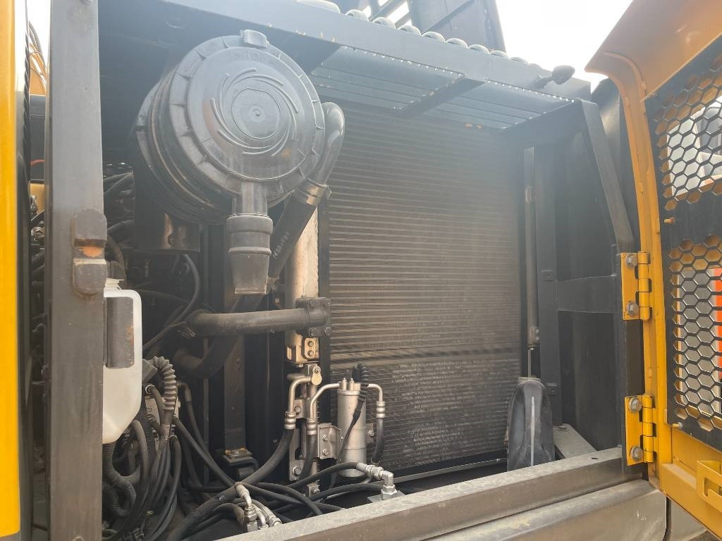 Pásové rýpadlo Volvo EC 140: obrázok 6